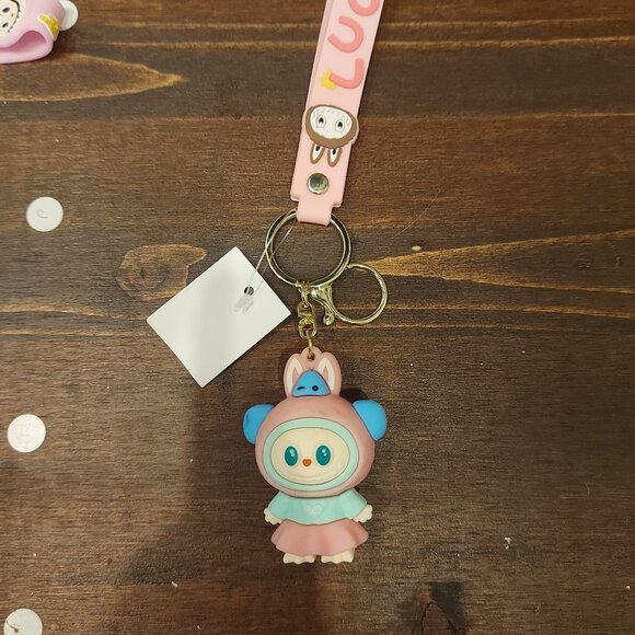 Labubu Keychain (unoffical) - Picture 2 of 5